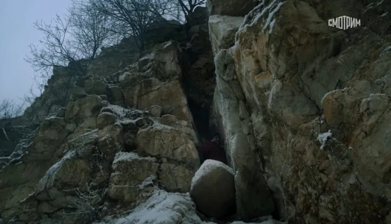 Момент из 8 серии 1 сезона
